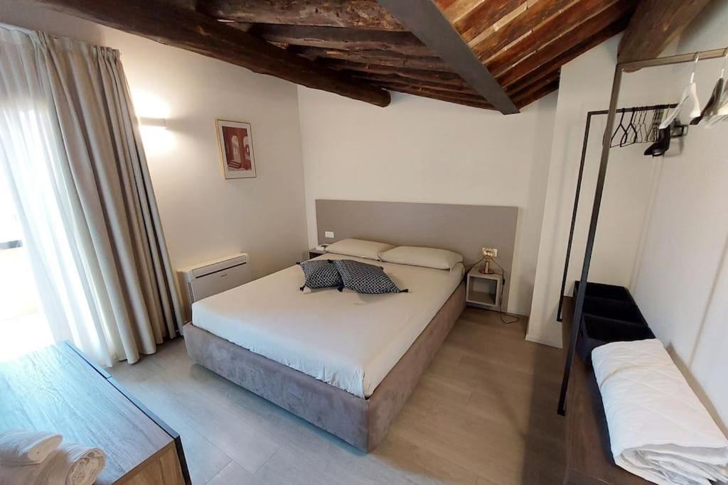Residenza Subitosanto "Gigliola" 9A - Bilocale Con Terrazzo Esclusivo Cupola Basilica Di Sant'Antonio- Appartement Padua Buitenkant foto