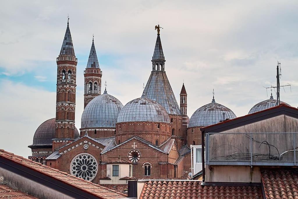 Residenza Subitosanto "Gigliola" 9A - Bilocale Con Terrazzo Esclusivo Cupola Basilica Di Sant'Antonio- Appartement Padua Buitenkant foto