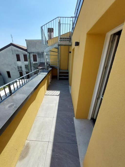 Residenza Subitosanto "Gigliola" 9A - Bilocale Con Terrazzo Esclusivo Cupola Basilica Di Sant'Antonio- Appartement Padua Buitenkant foto